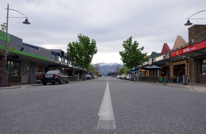 Queenstown and Wanaka, towns in the Mountains - Chase the Horizon ...